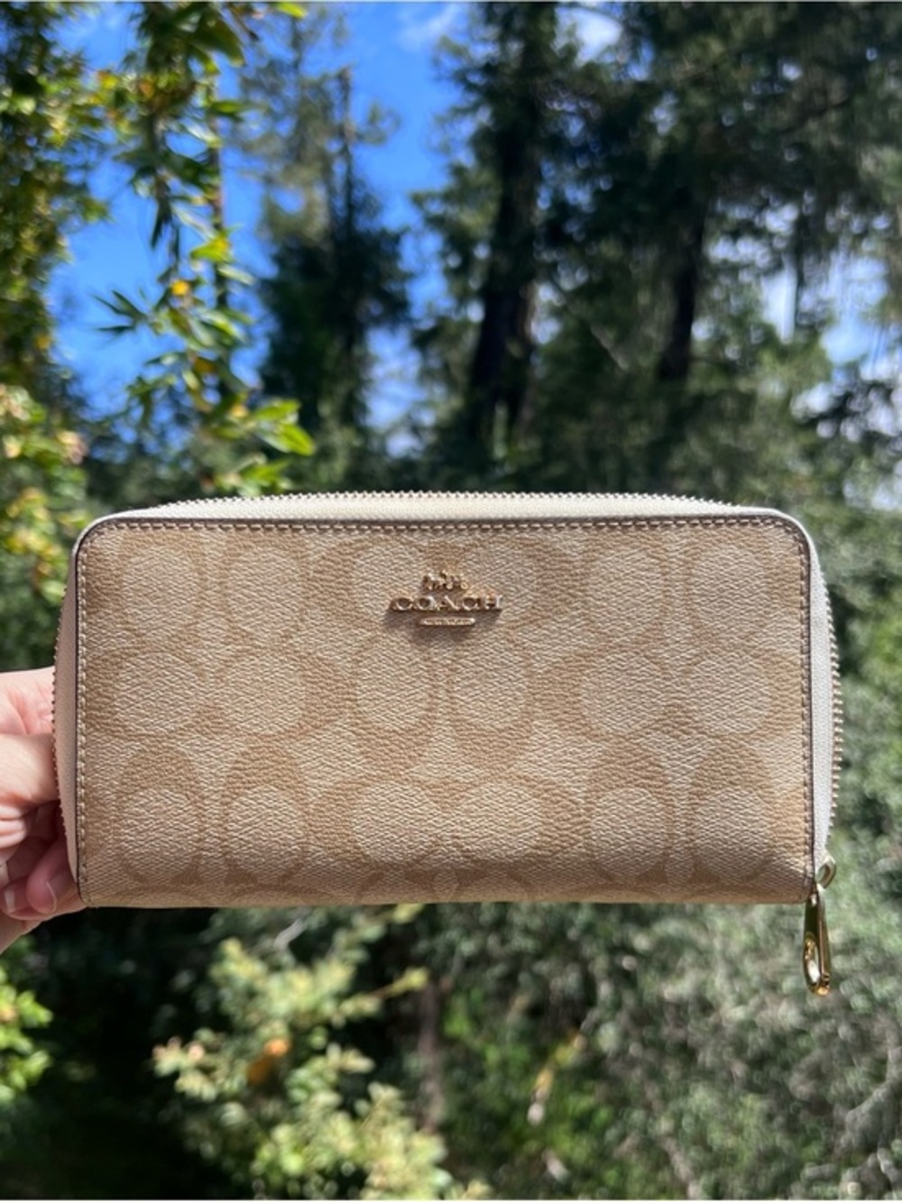 COACH Long Zip-Around Wallet Signature Canvas Khaki with Gold Hardware AUTHENTIC